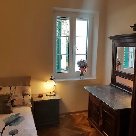 Apartman Natalia Apartment Tivat Exterior photo