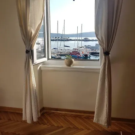 Apartman Natalia Apartment Tivat Exterior photo